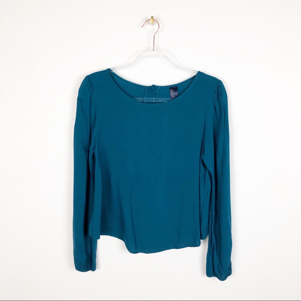 Blue Rain Button Up High Back‎ Jewel-toned Top M